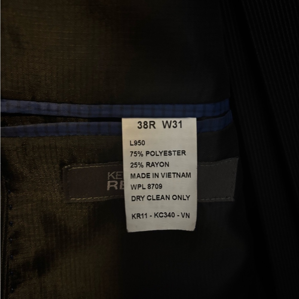 Kenneth Cole Dark Gray Men's Suit Jacket and Pants - Picture 3 of 7